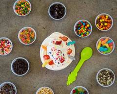 Menchie's Frozen Yogurt (2721 Preyde Blvd)