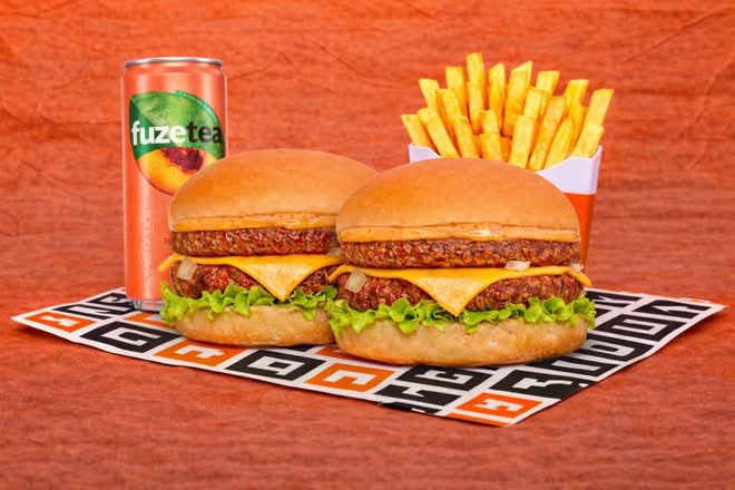    😎M7 - 2x Géant