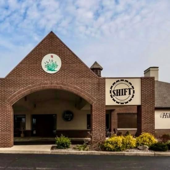 Shift Restaurant and Bar - Batesville
