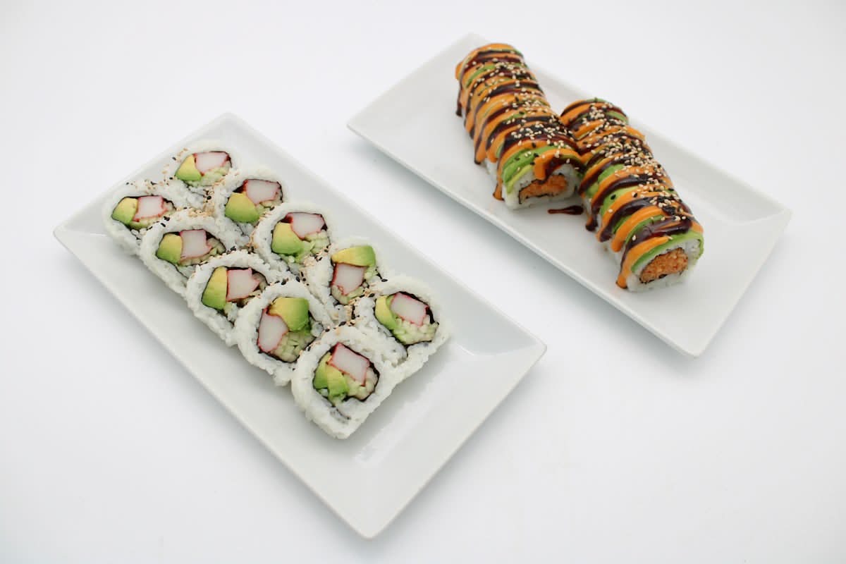 1 Classic Roll, 1 Specialty Roll