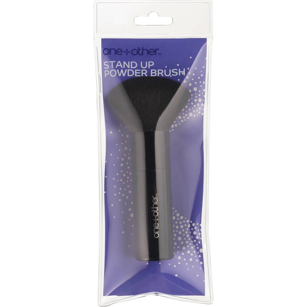 one+other Fun Flair Stand Up Powder Brush