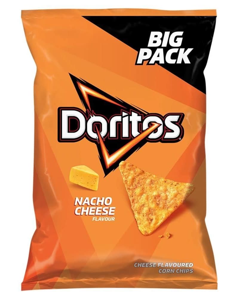 Doritos Nacho Chipsy kukurydziane o smaku serowym 180 g