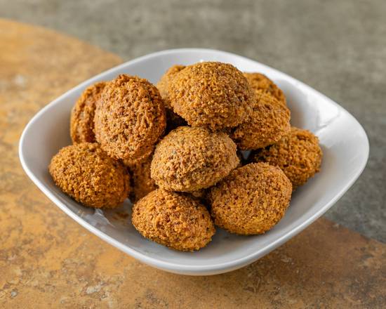 12 Falafels