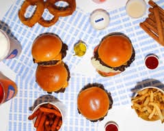 858 Burger (Pearl St)