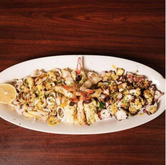 Trio Special with Garlic Spread
