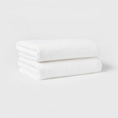 Threshold Machine Washable Quick Dry Ribbed Bath Towel Set, White (2 ct)