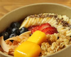 ROJIURA CAFE -ロジウラカフェ-