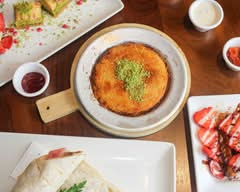 Reina Cafe-resturant