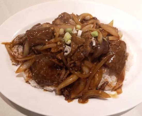 36. Bœuf/Poulet à la sauce aux huîtres avec riz / Beef/Chicken with Oyster Sauce and Rice / 蚝油鸡(牛)肉饭