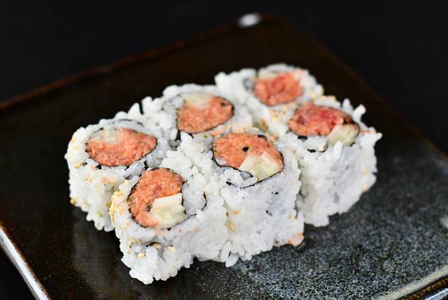 Spicy Salmon Roll