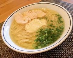 【黄金の塩ラーメン】ナノゥエ　イタリア　なんば店