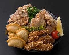 名物！あご�出汁 から揚げ　福まん家 思案橋本店 Fried chicken Specialty shop Fukuman-ya Shianbashi-honten