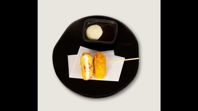 Kushiage de Plátano con Queso