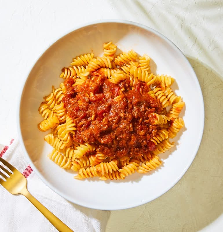 KIDS FUSILLI WITH MEAT SAUCE