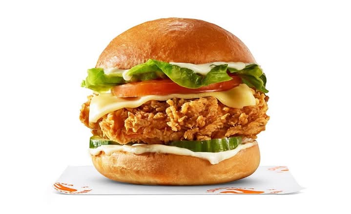 Classic Deluxe Chicken Sandwich