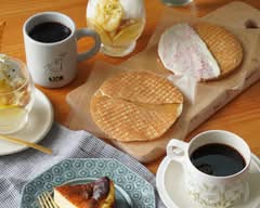 【珈琲とワッフル】COFFEE OSCA