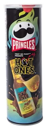 Pringles® Hot Ones™ Verde Flavored Potato Crisps 5.5oz Verde