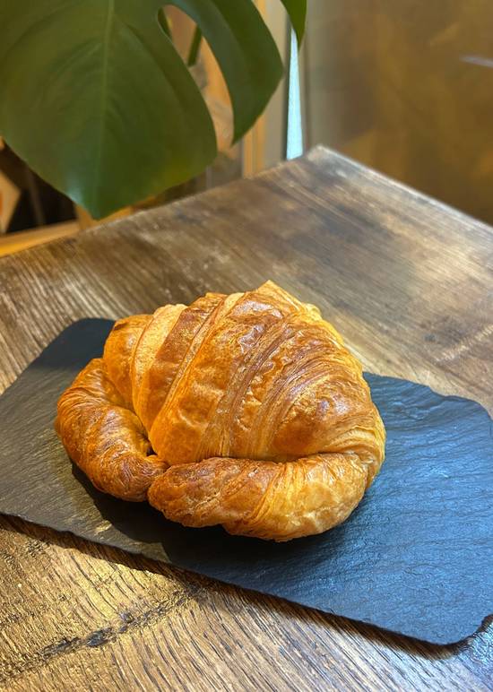 Croissant de mantequilla