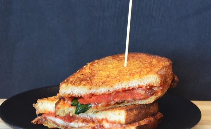 Pepperoni Stand-out Toastie