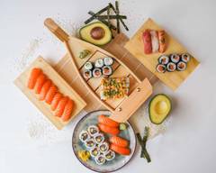 Almibares Sushi