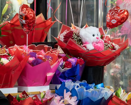 Marycels Flowers & Gift Shop (Clifton)