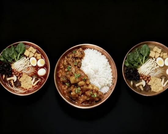 Yunnan Pot 滇滇 • 油焖鸡 • 米线