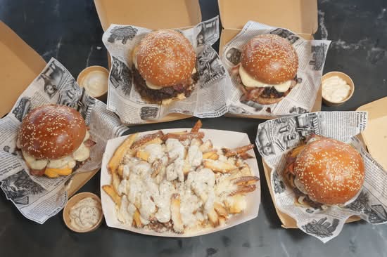 Black Wolf Burger
