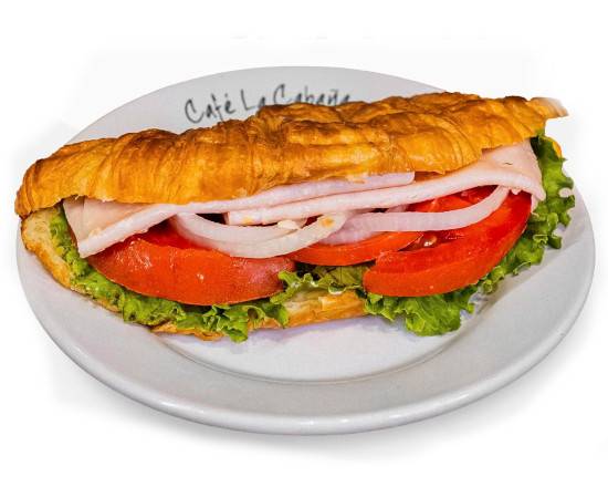 Cuernito De Jamón de Pavo y Queso Manchego