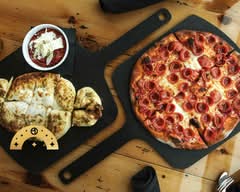 Crust & Crate Fast Fired Pizza