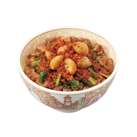 トリプルニンニク牛丼　Beef Rice Bowl(Gyudon) w/ Chili Garlic Sprout, Fried Garlic & Chili Garlic Flakes