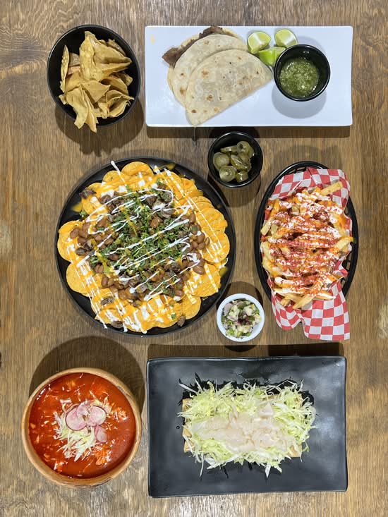 Pipiolos By Tacos Doña Esther 