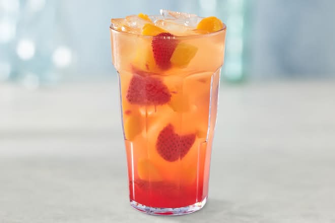 Kids Peach-Berry Freckled Lemonade