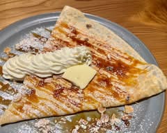 発酵バター香るイーリスクレープ（天ノ屋）