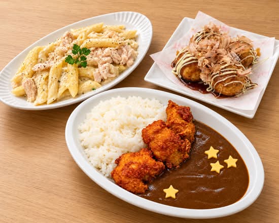 Dreamland Maid Cafe (E La Habra Blvd)