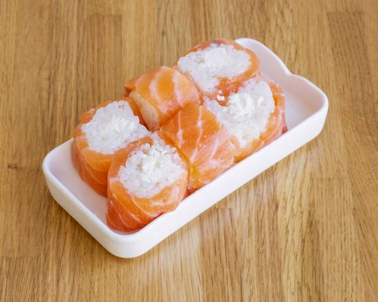 Maki saumon roll