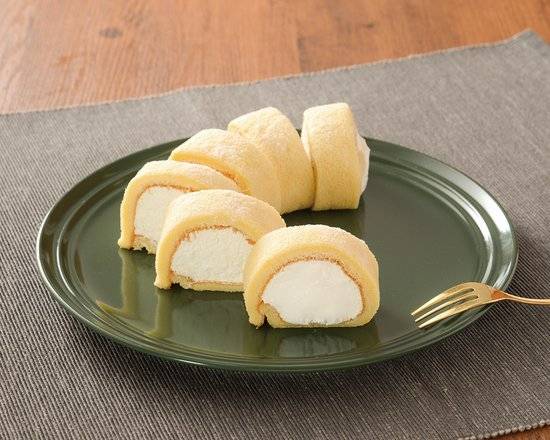 UCもち食感ロール≪生クリーム入り≫*