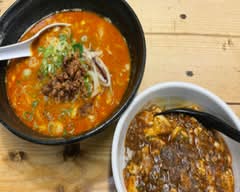 町中華　��博多ちんちん