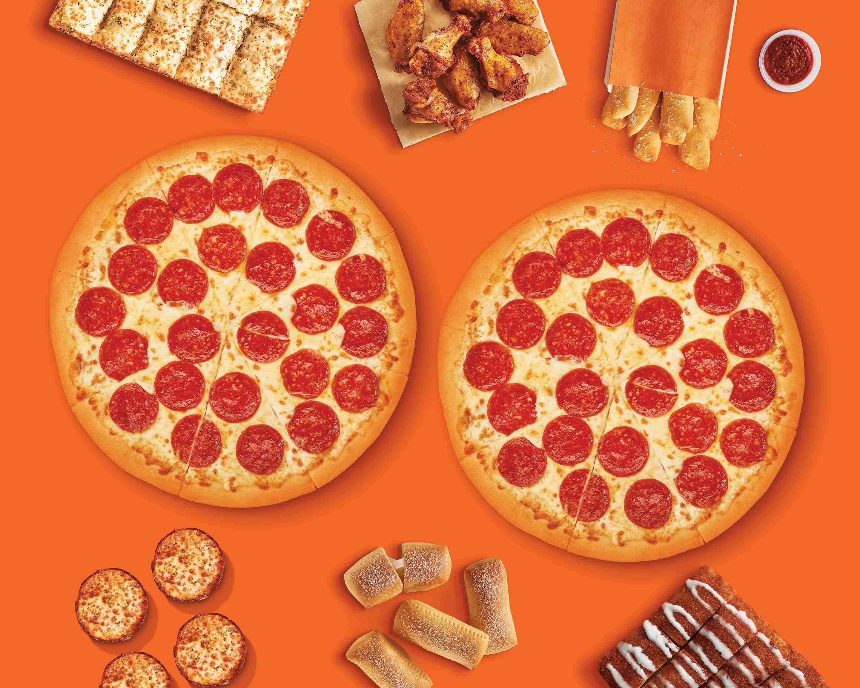Apple - PIZZA Wise Pies Pizza: Cinnamon Apple Drizzle Dessert Pizza Review