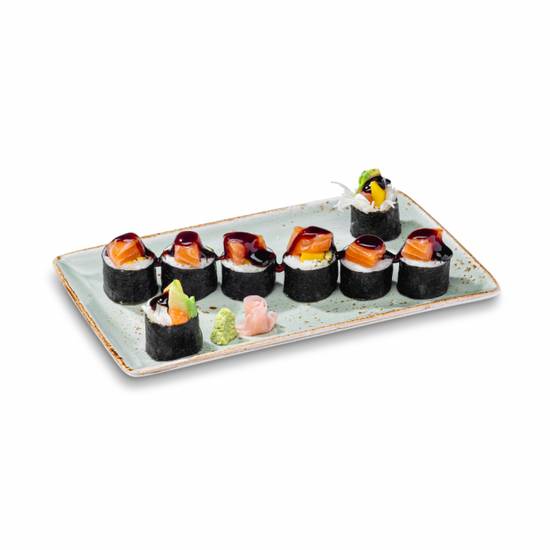 [D] Salmon Avocado Rolls