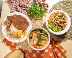 光明街 素食越南河粉 法國麵包 越式涼麵