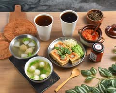 混口飯吃食坊丨酥脆臭豆腐