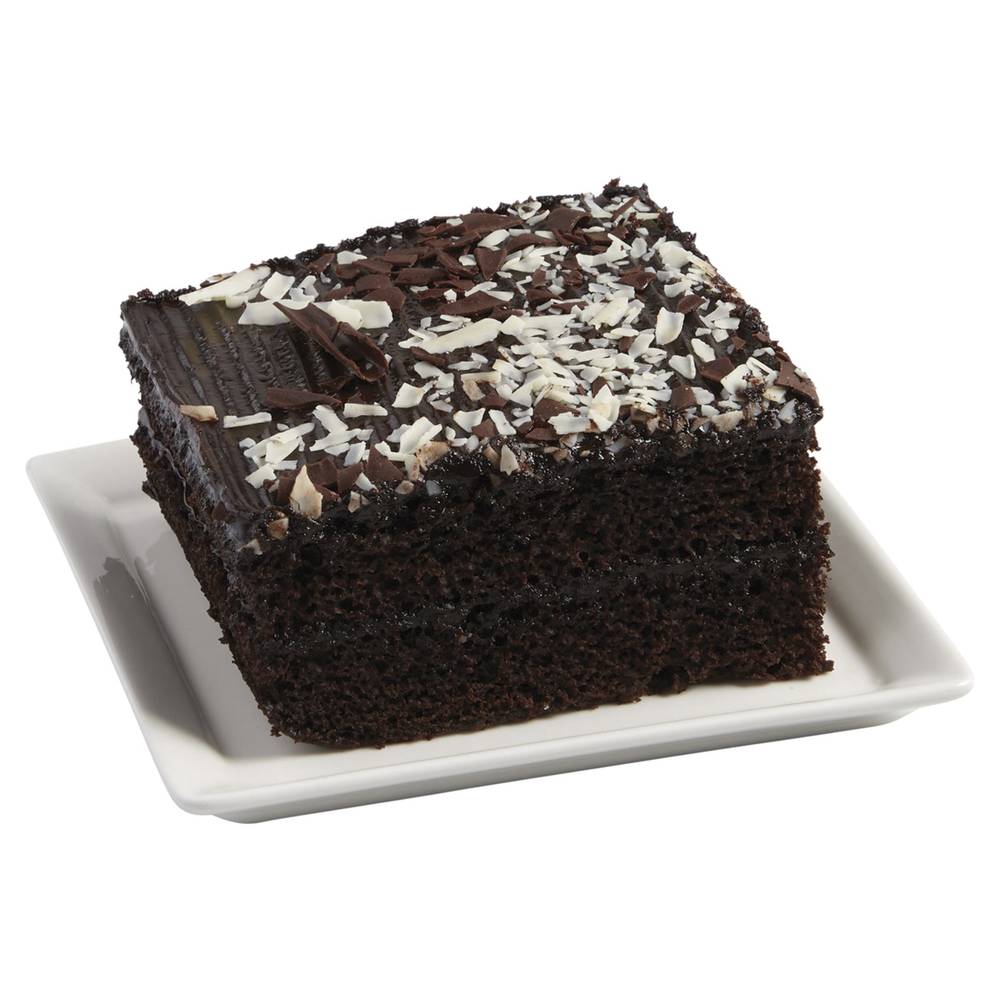 Raley's Square Cake Fudge Supreme