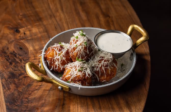 Mac N' Cheese Balls
