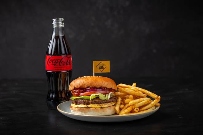 ✨Value meal deal £9✨ 4oz Burger, chips & a drink