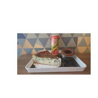 Une quiche chèvre épinards faite maison + une boisson + un dessert fait maison au choix