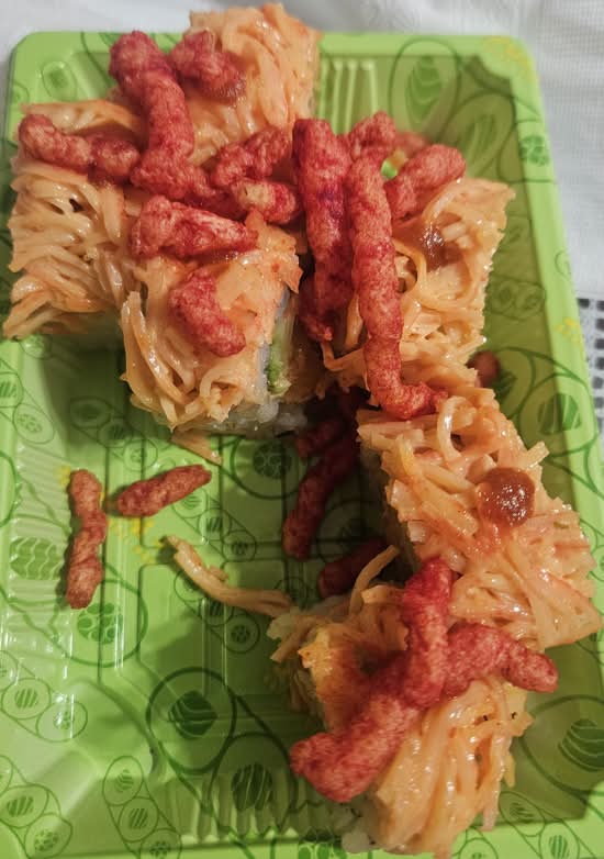 Sushi Plus Rotary Sushi Bar