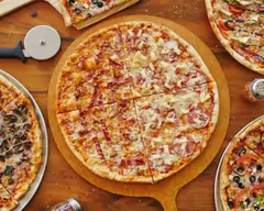 Paulie's Pizzeria (76 East Pulaski Road)