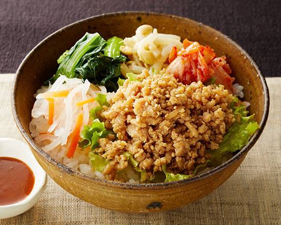 鶏そぼろビビンバ丼 Minced Chicken Bibimbap Rice Bowl