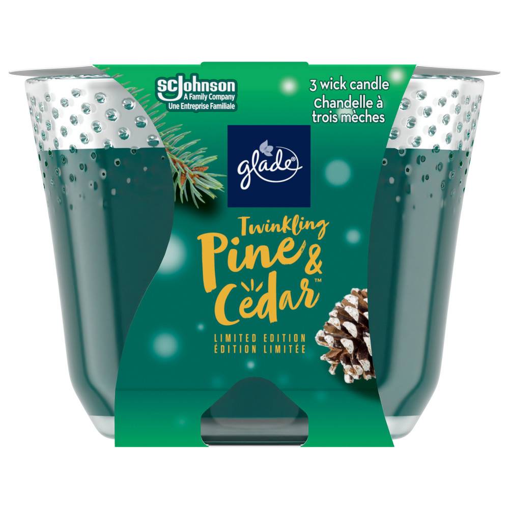 Glade 3 Wick Candle Air Freshener, Pine Wonderland (1 unit)