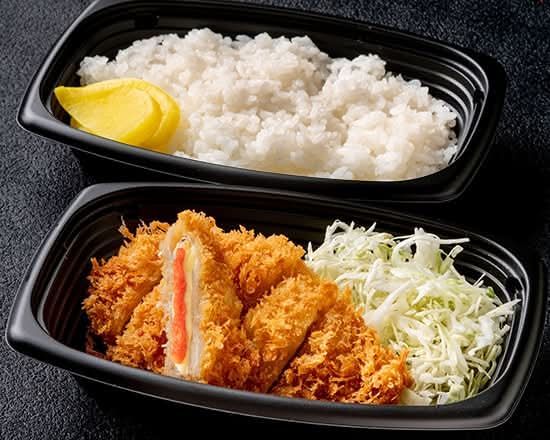 熟成ハーフ明太子チーズ重ねかつ弁当